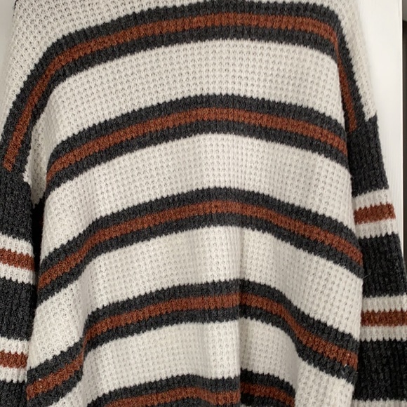 Colourblock knit sweater - Picture 2 of 6